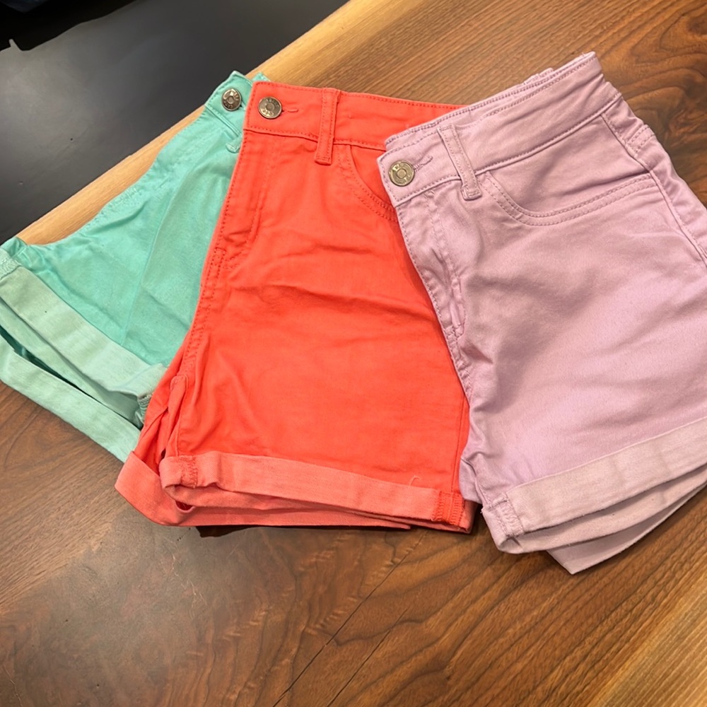 Set of 3 colored jean shorts